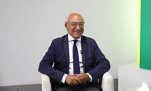 Juan J. Del Campo Gorostidi «Nuestros políticos no están a la altura